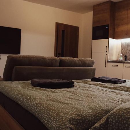 Iq Apartments Prešov Dış mekan fotoğraf
