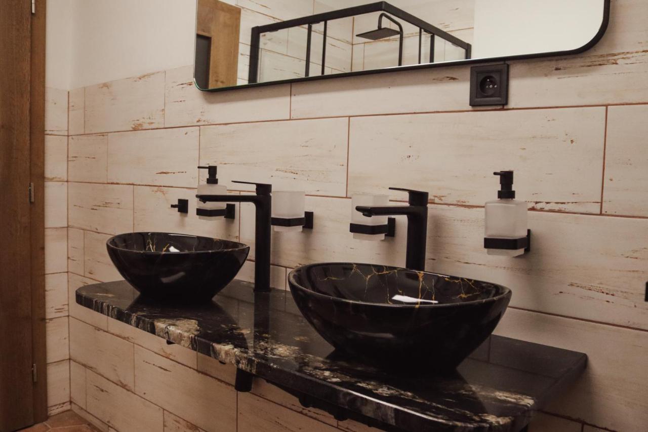 Iq Apartments Prešov Dış mekan fotoğraf