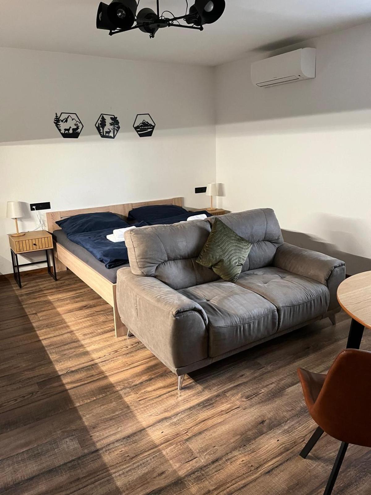 Iq Apartments Prešov Dış mekan fotoğraf