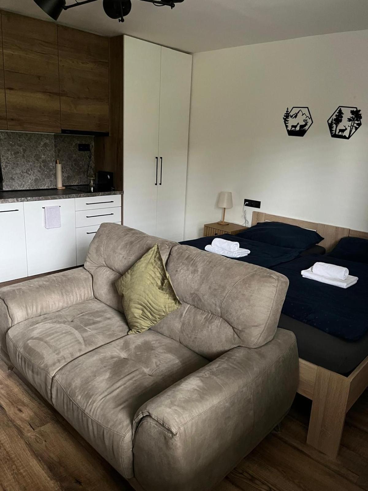 Iq Apartments Prešov Dış mekan fotoğraf