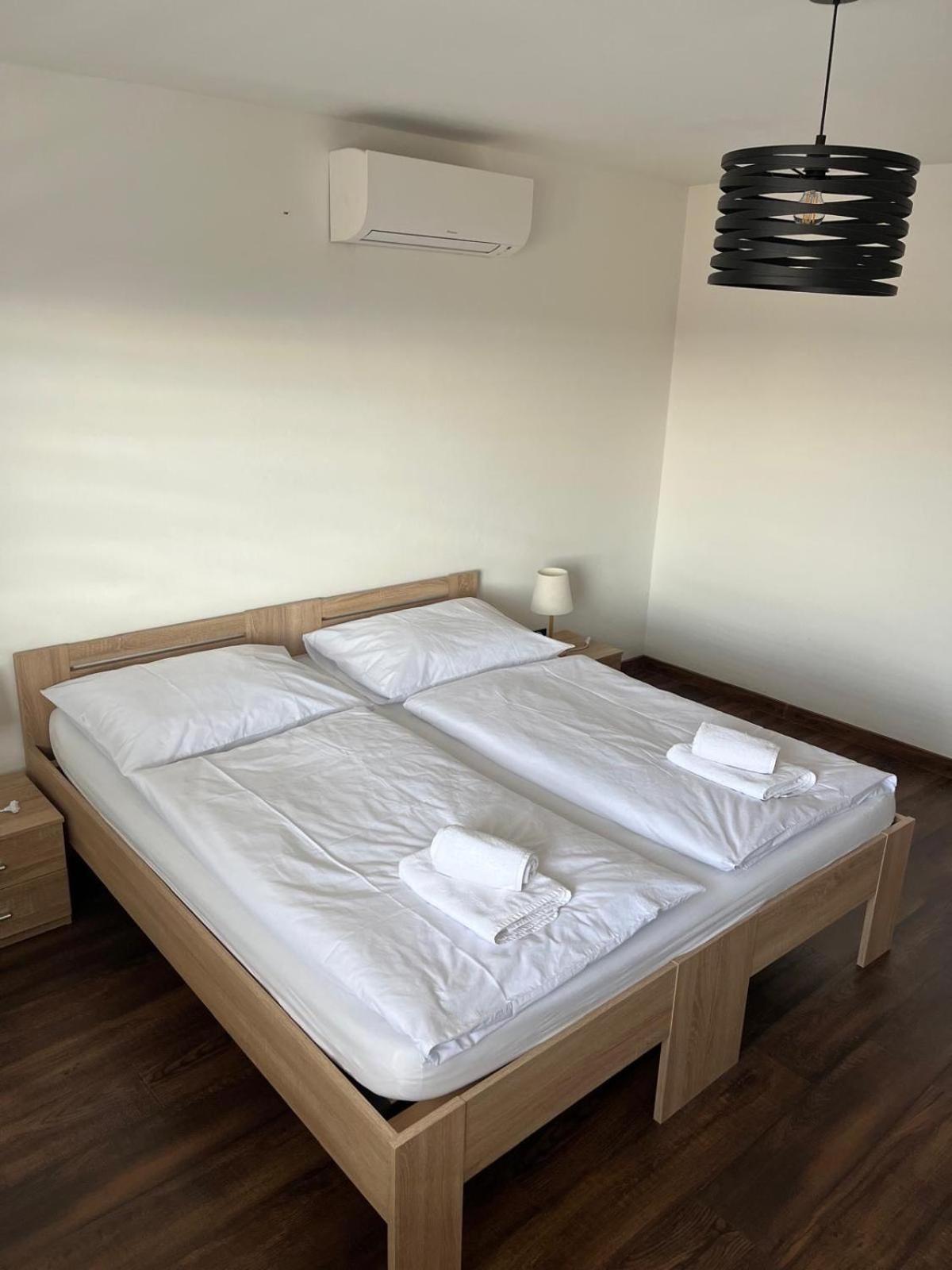 Iq Apartments Prešov Dış mekan fotoğraf